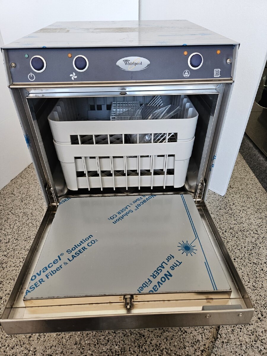Profi umývačka skla Whirlpool - 2