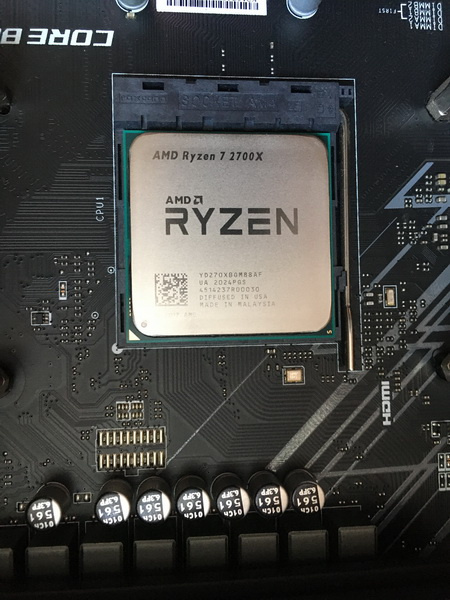 AMD Ryzen 7 2700X - 2