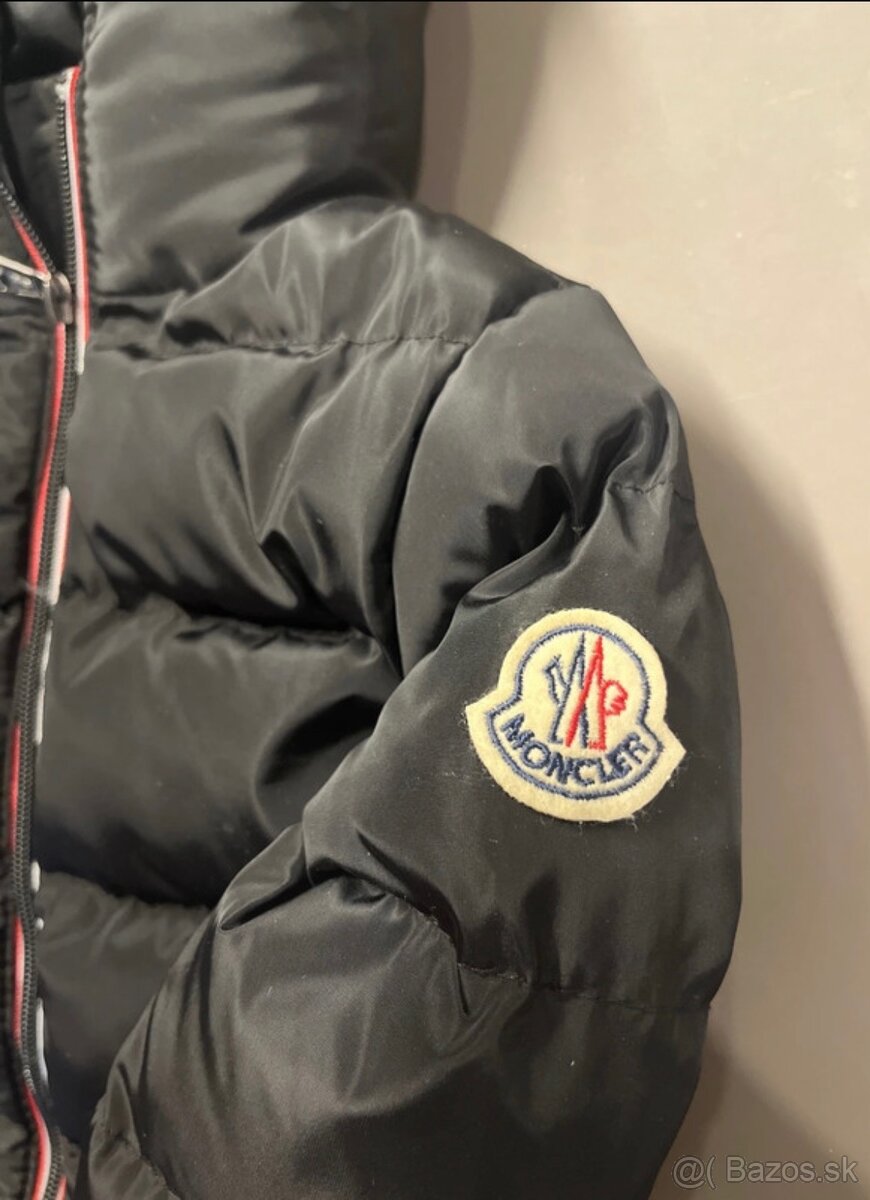Chlapcenska Moncler bunda - 2