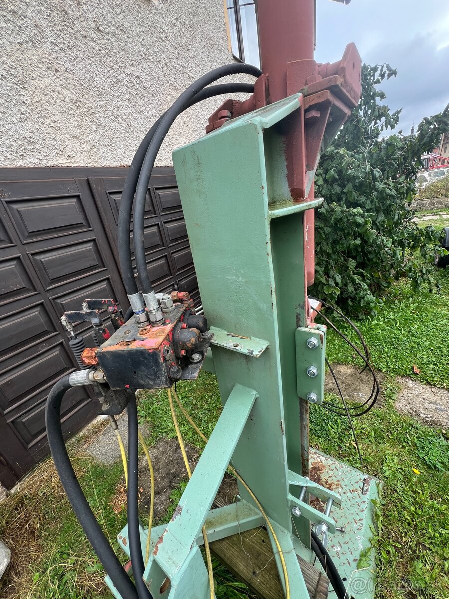 Stiepacka na drevo za traktor plne funkčná - 2