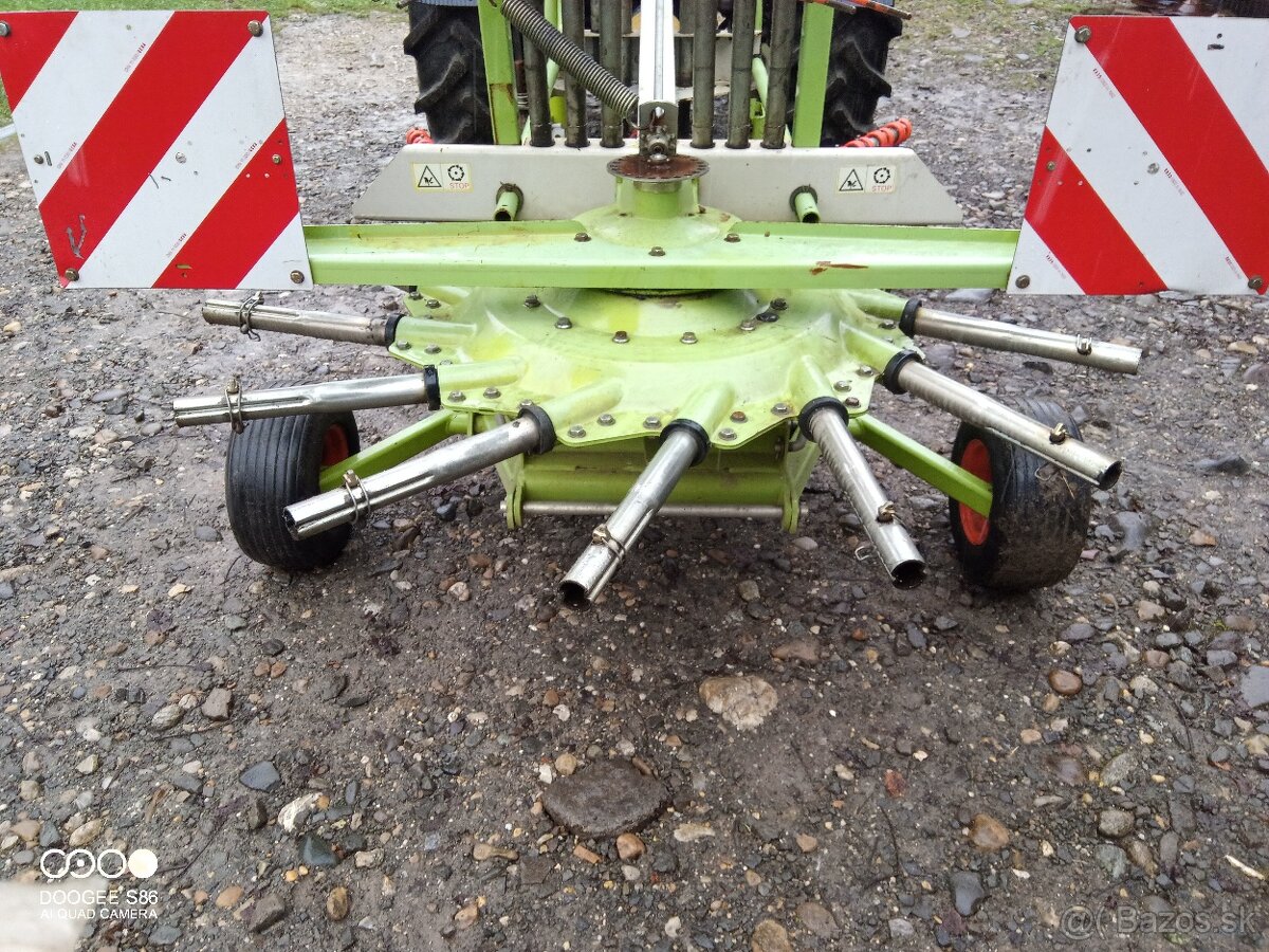 Zhrňovač sena 4,3m - 2