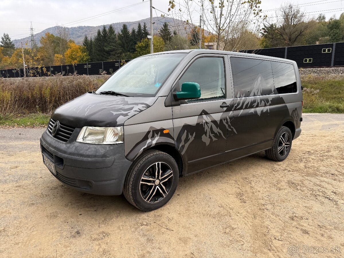 Volkswagen Transporter T5 - 2