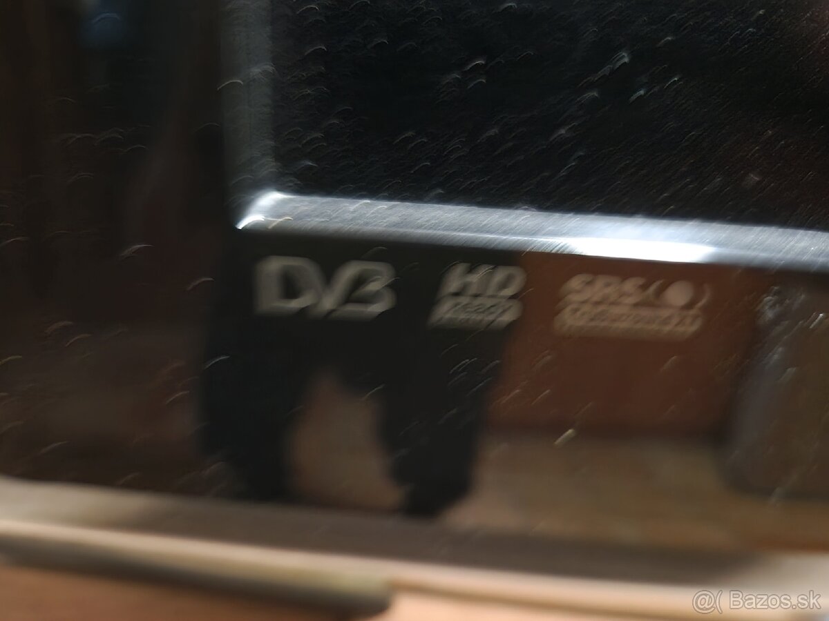 Televizor Samsung uhlopriečka 102cm - 2