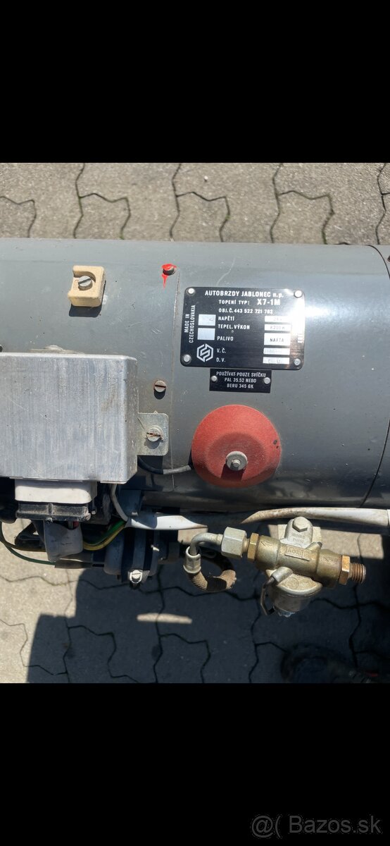 Bufik nezávisle kúrenie Tatra 815 - 2