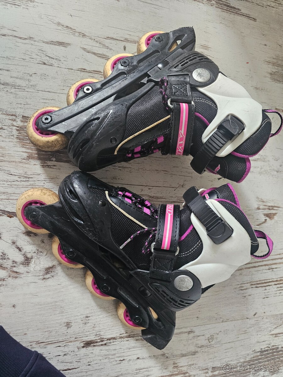 Korcule nastavitelne vel.32-35 - 2