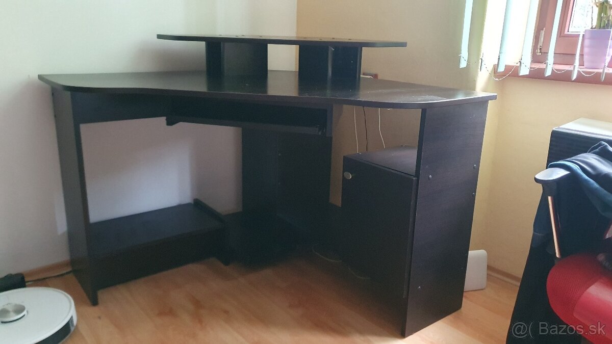 rohovy pracovny stol - 2