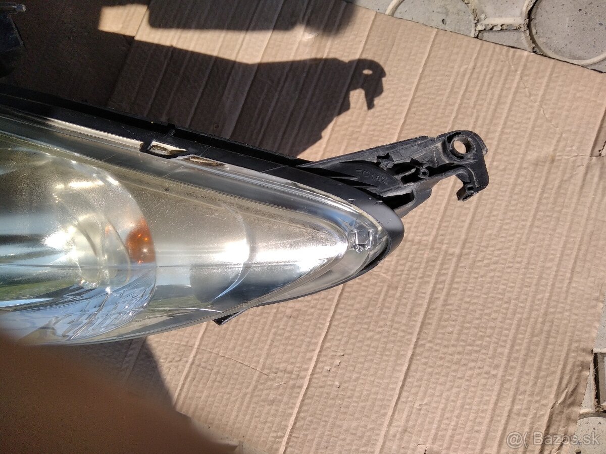 REFLEKTOR PEUGEOT 207 ĽAVÝ H7 H7 H1 - 2