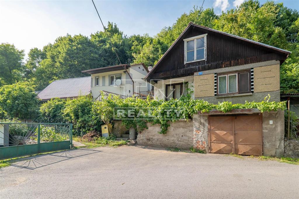 EXKLUZÍVNE IBA U NÁS RODINNÝ DOM VYHNE, POZEMOK 820 M2 - 2