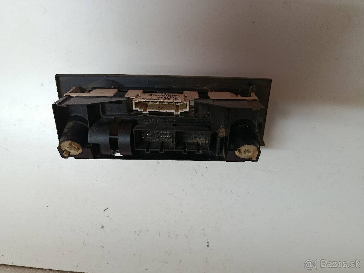 ovladanie kurenia fabia 6Y0819045B 20€ - 2