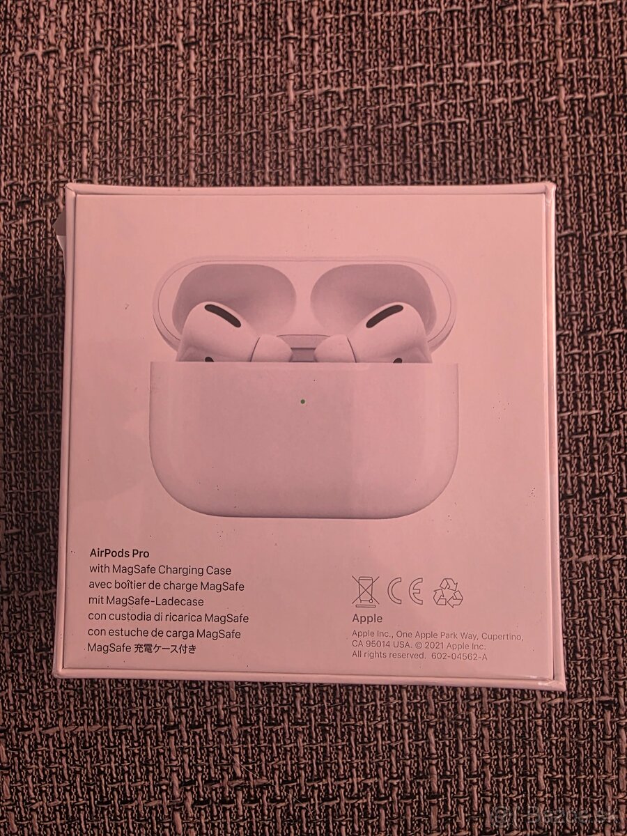 Apple AirPods NOVÉ, nerozbalené - 2