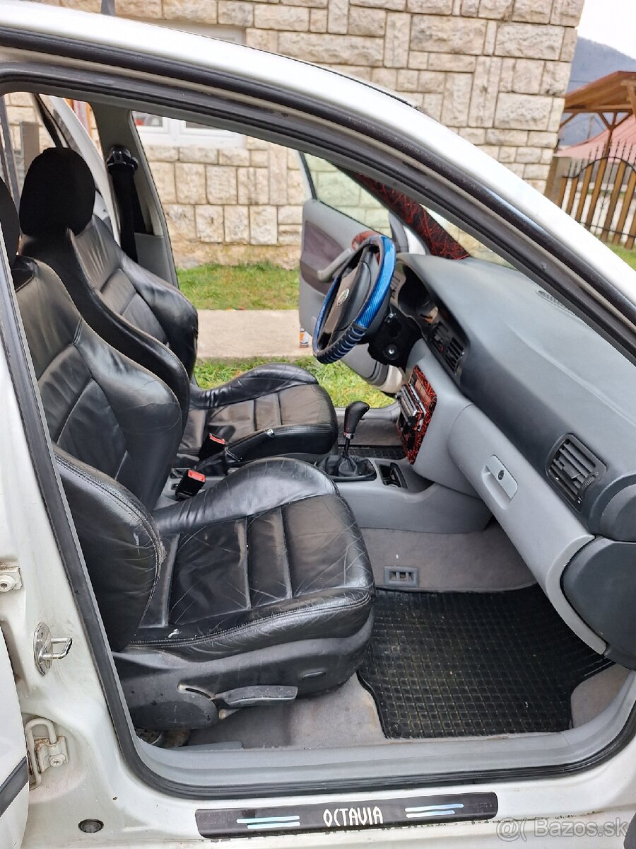 Predam skoda octavia1 / 1.9 - 2