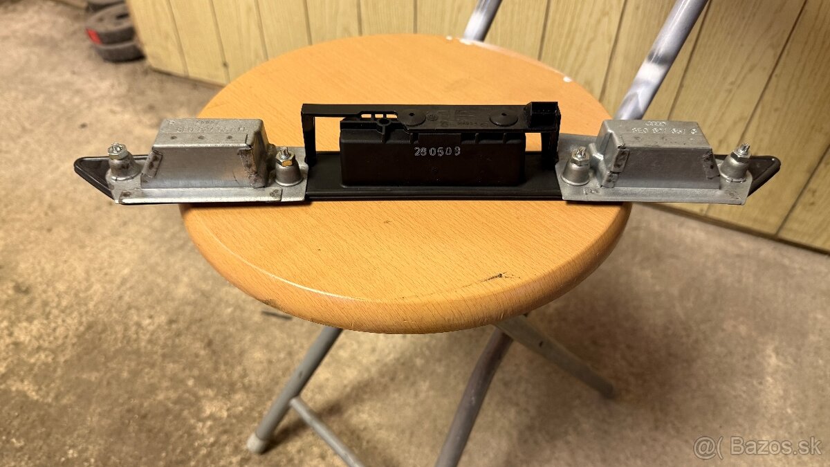 ŠPZ kľučka kufra - 2