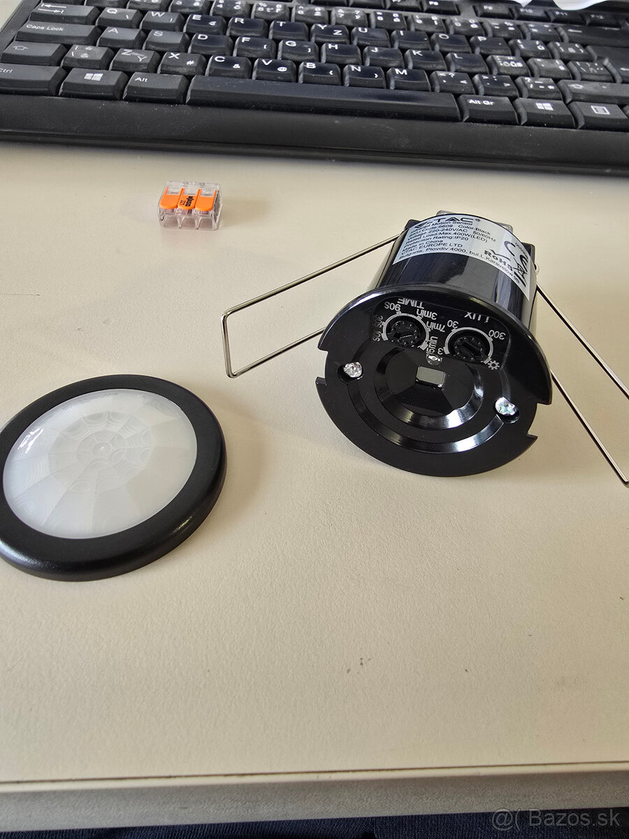 cierny pohybovy senzor vtac 8092 - 2