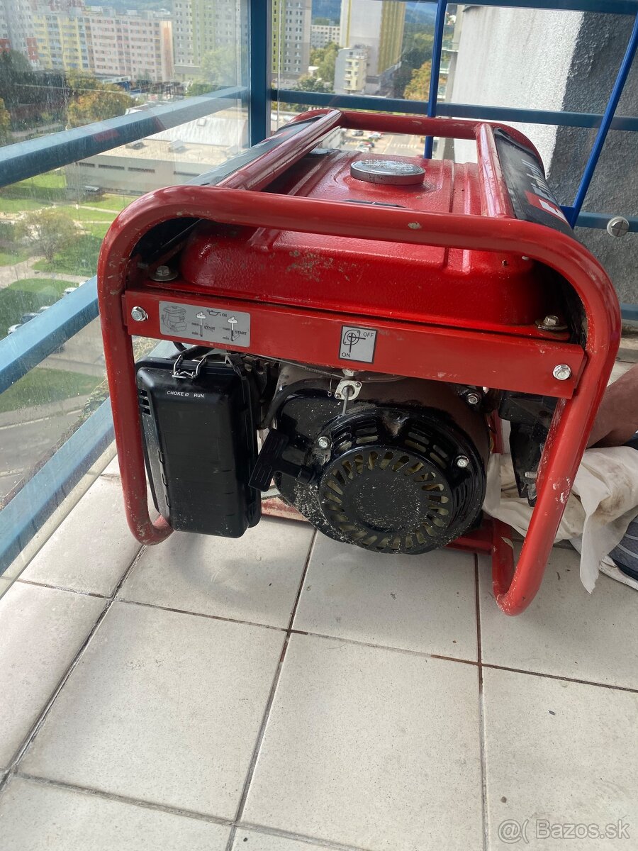 Benzínová elektrocentrála Einhell TC-PG 25/1/E5 – 2,1 kW (r. - 2