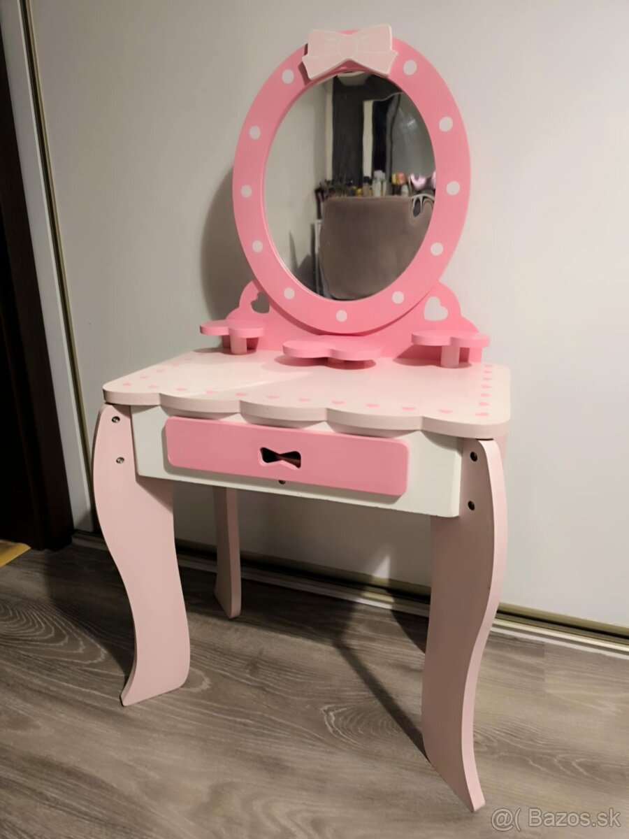 Detský kozmetický stolík,drevené malovatka zdarma k stoliku - 2