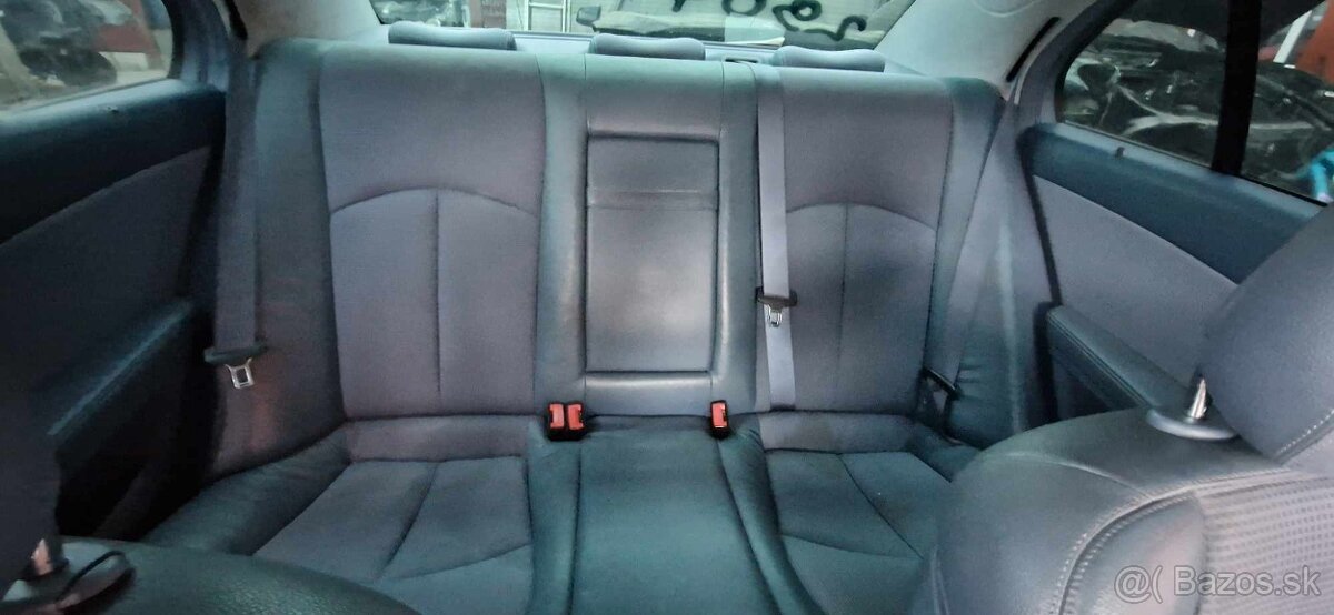 Mercedes Benz W211 E200 1,8 kompresor - 2