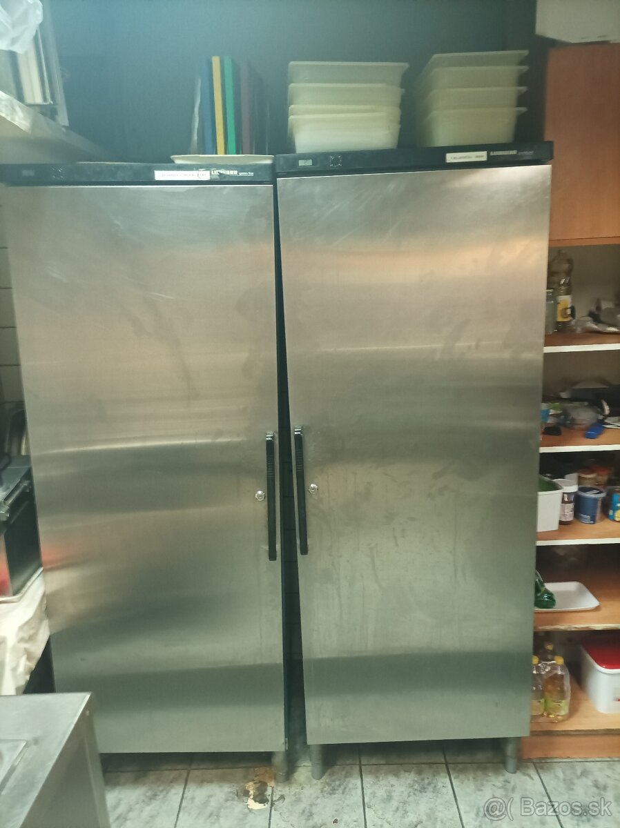 PREDAM CELÉ VYBAVENIE REŠTAURACIE V CENTRE POPRADU. - 2