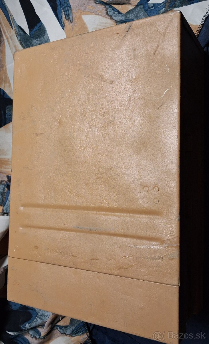 Schránka na zásobníky pre flak - 2