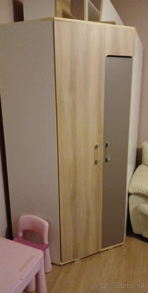 Detská šatníková skriňa - 2