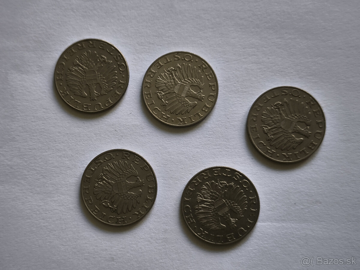Rôzne mince Schilling - 2