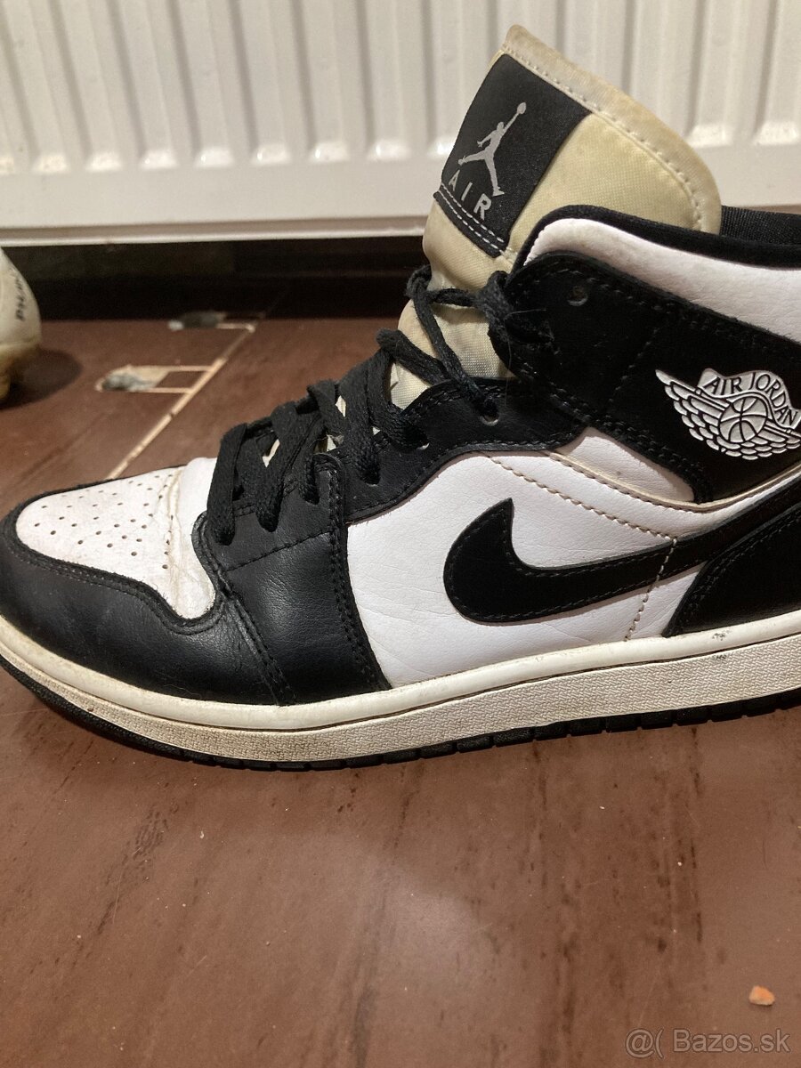 AIR JORDAN 1 Mid - 2