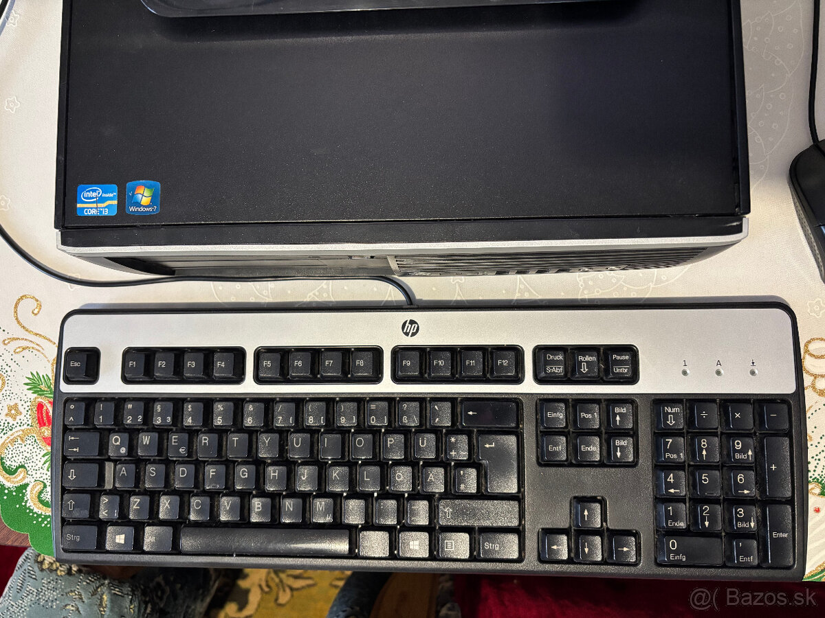 Komplet stolovy pocitac - 2