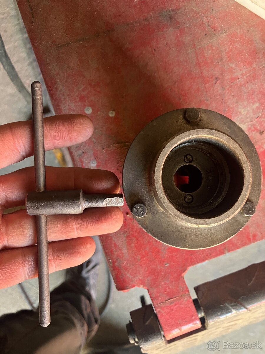 Sústruh mn80 univerzala - 2