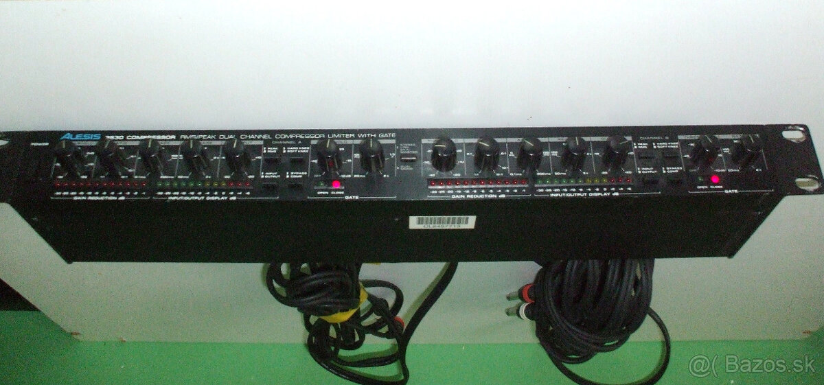 ALESIS 3630 Compressor - 2