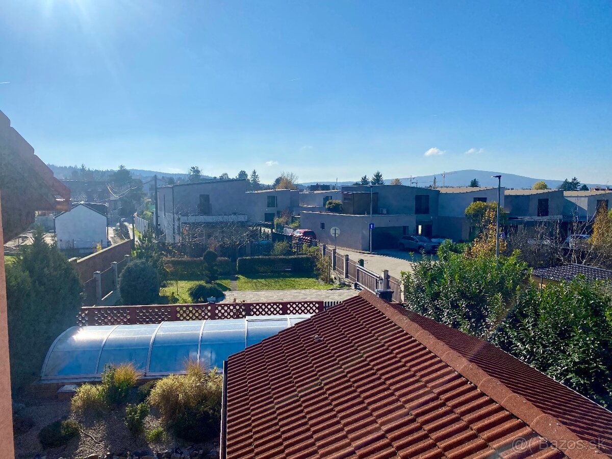 Prenájom 4i dom Záhorská Bystrica - 2