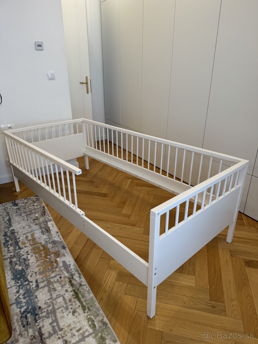 postel GILLELEJE jysk drevena biela masiv + rošt jysk 90x200 - 2