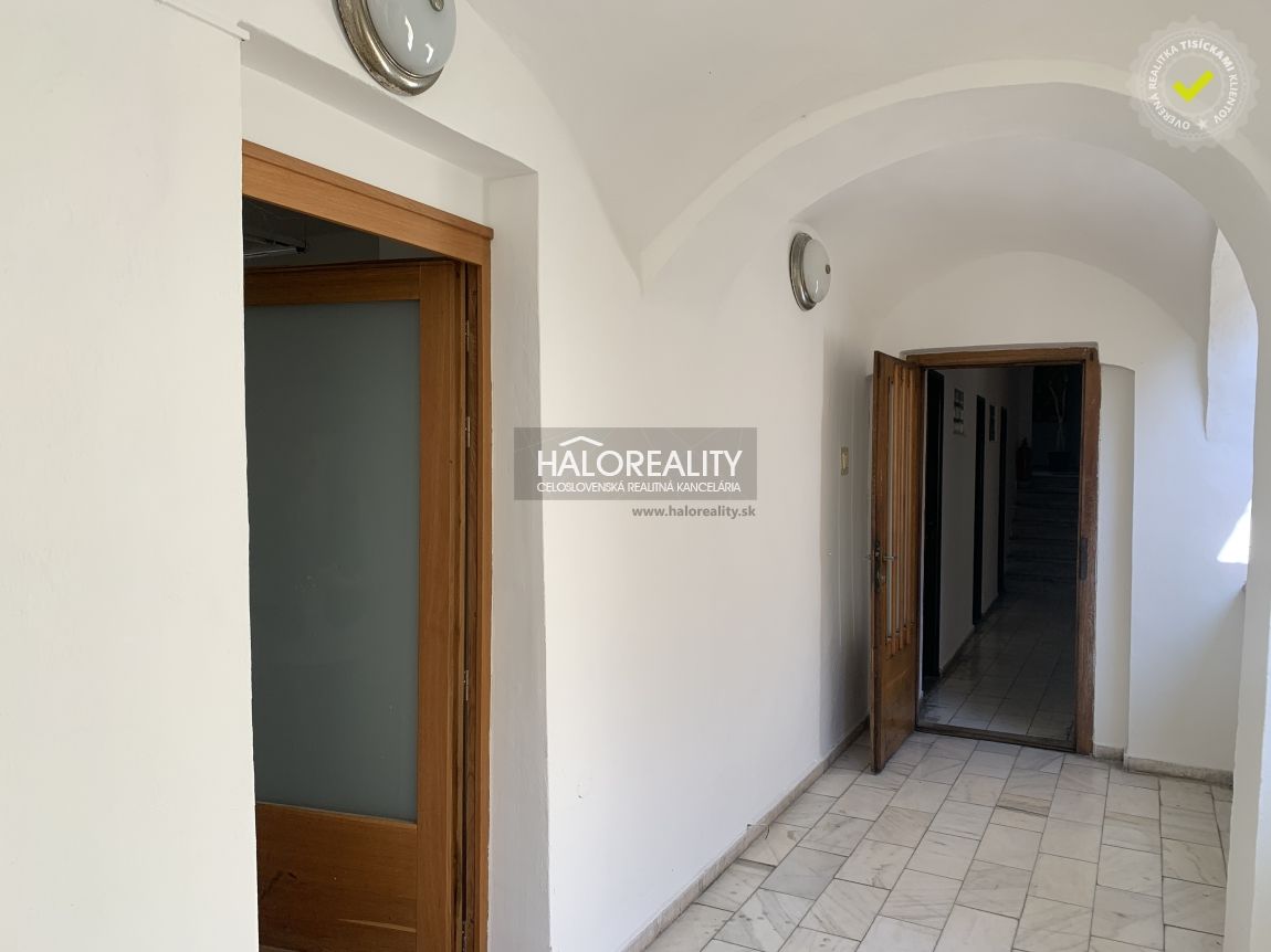 HALO reality - Prenájom, kancelársky priestor Banská Bystric - 2