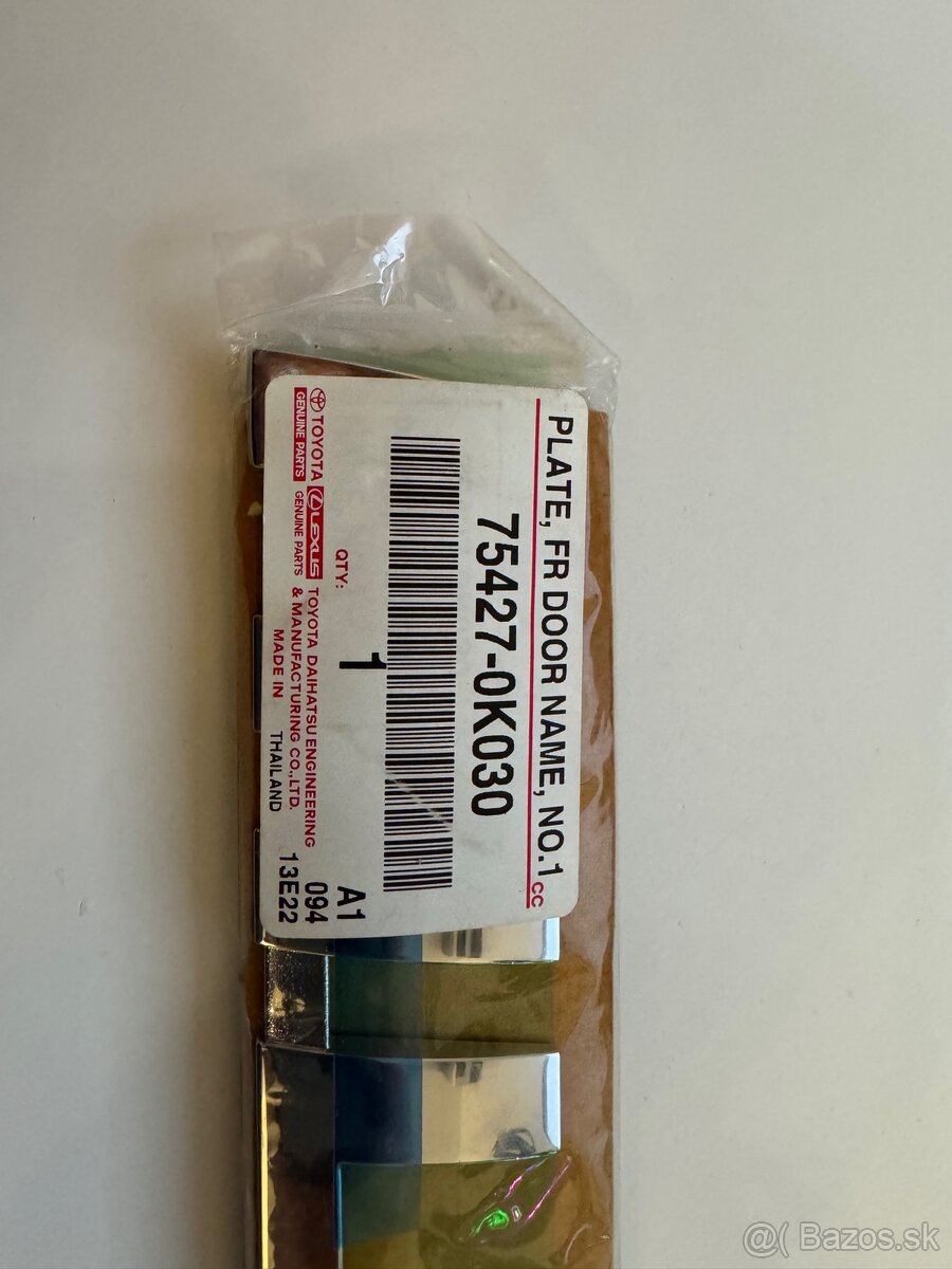 Logo Hillux na predné dvere - 2