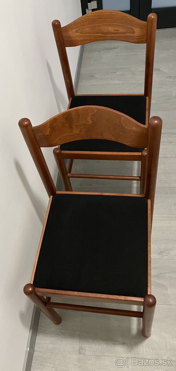 2 ks drevených stoličiek - 2