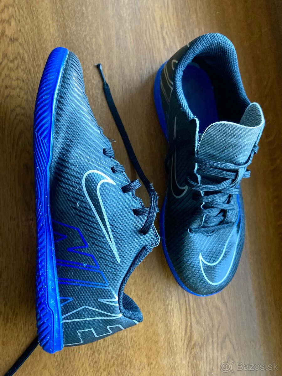Halovky Nike (futbalové tenisky/kopačky) - 2