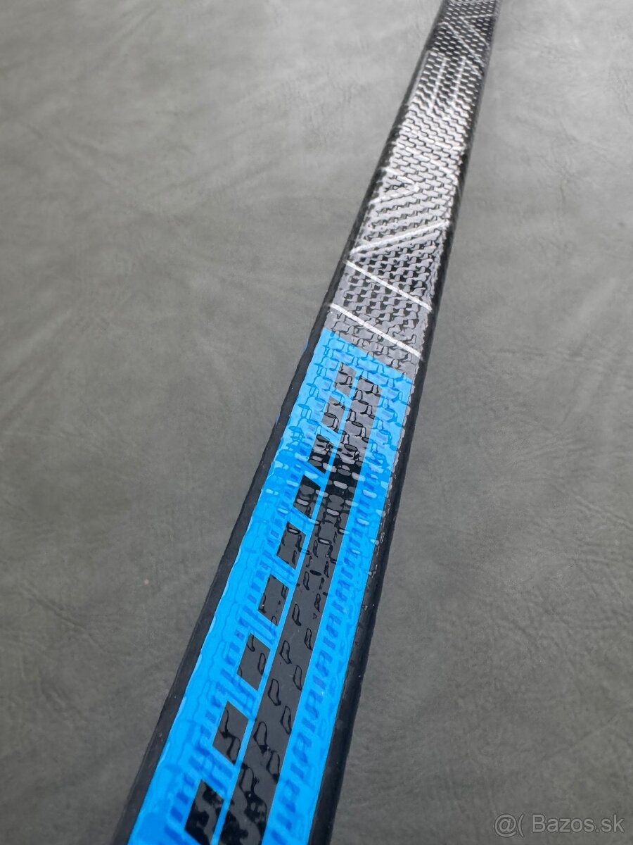 NOVA ✅BAUER NEXUS LEAGUE SR LEFT/LAVACKA_flex 102 P92 - 2