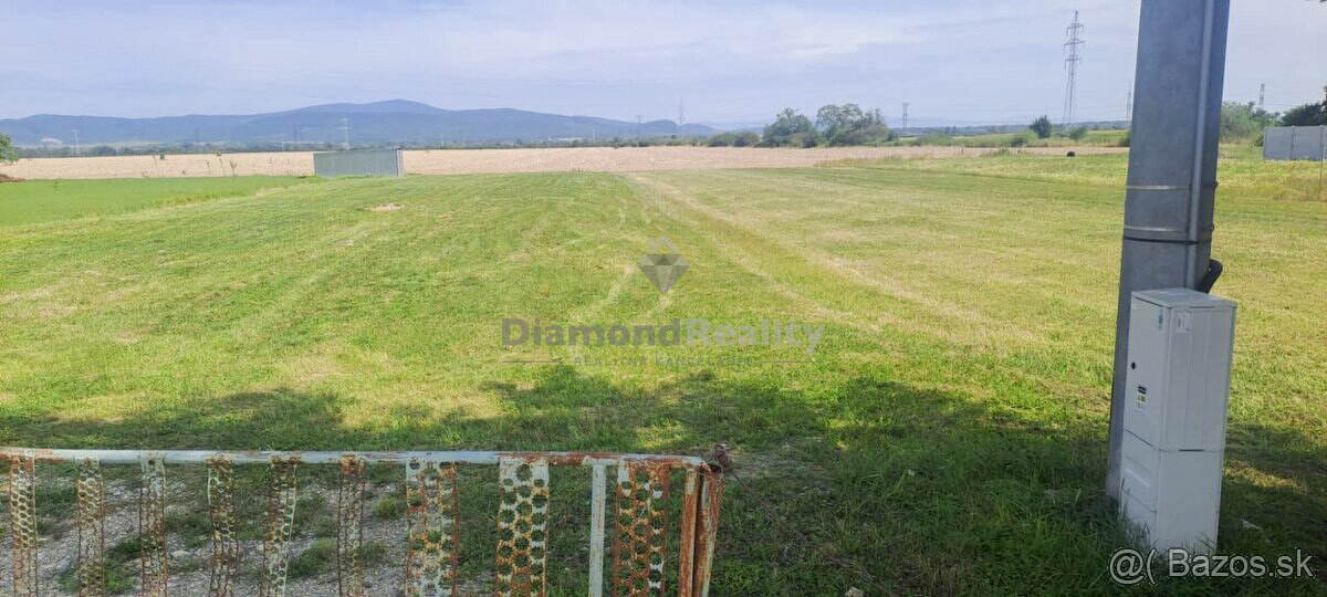 NA PREDAJ VEĽKORYSÝ STAVEBNÝ POZEMOK | 1559 m² | Naciná Ves - 2