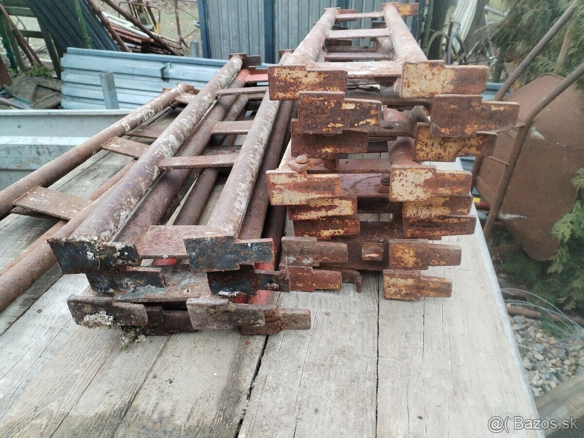 Haki lesenie /priecniky - 2