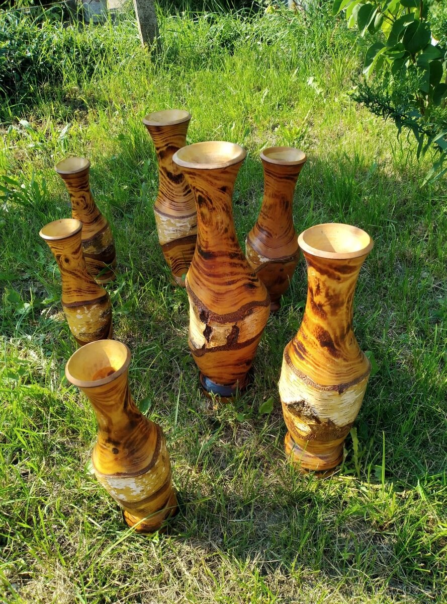 Drevené ručne robené vázy - 2