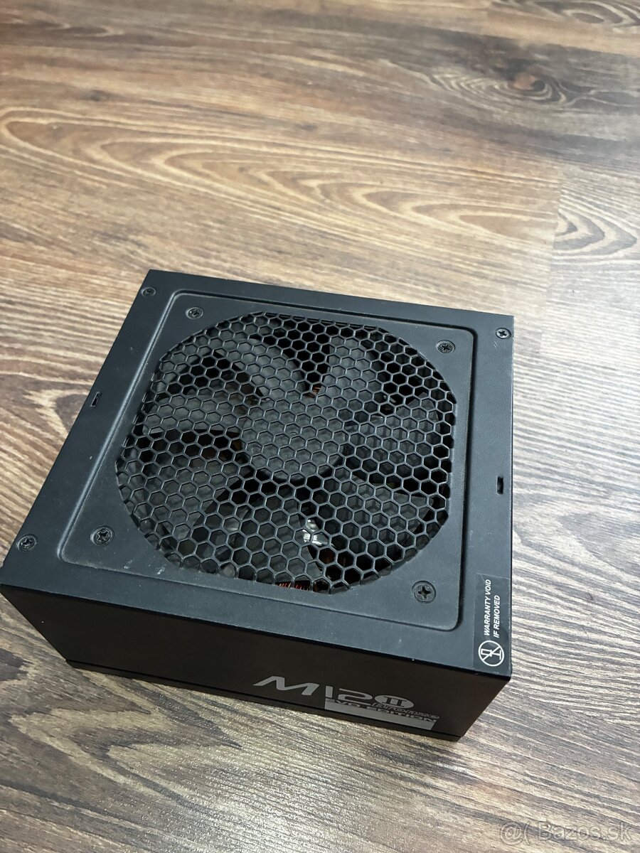 Modulárný zdroj Seasonic M12 Bronze 620w - 2