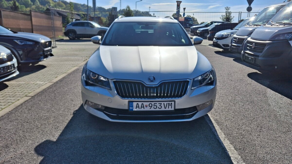 Škoda Superb Combi 2.0 TDI Ambition DSG - 2