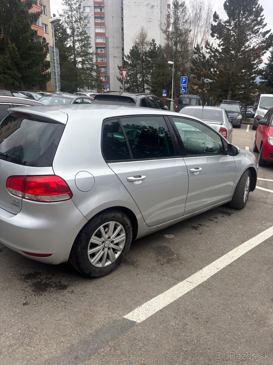Volkswagen Golf VI 1,6tdi - 2