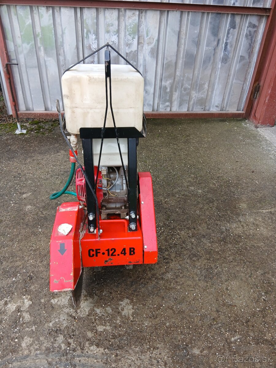 Rezačka na betón a asfalt - 2