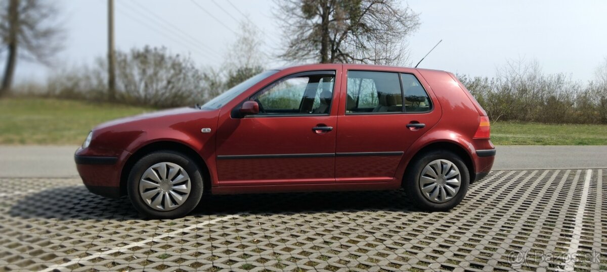 Volkswagen Golf 4 1.6 76kw - 2