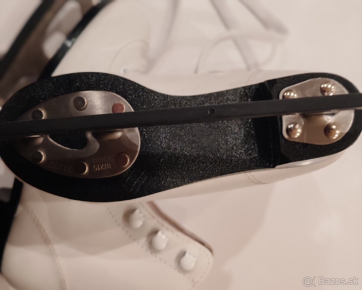 Predám dievčenské korčule - 2