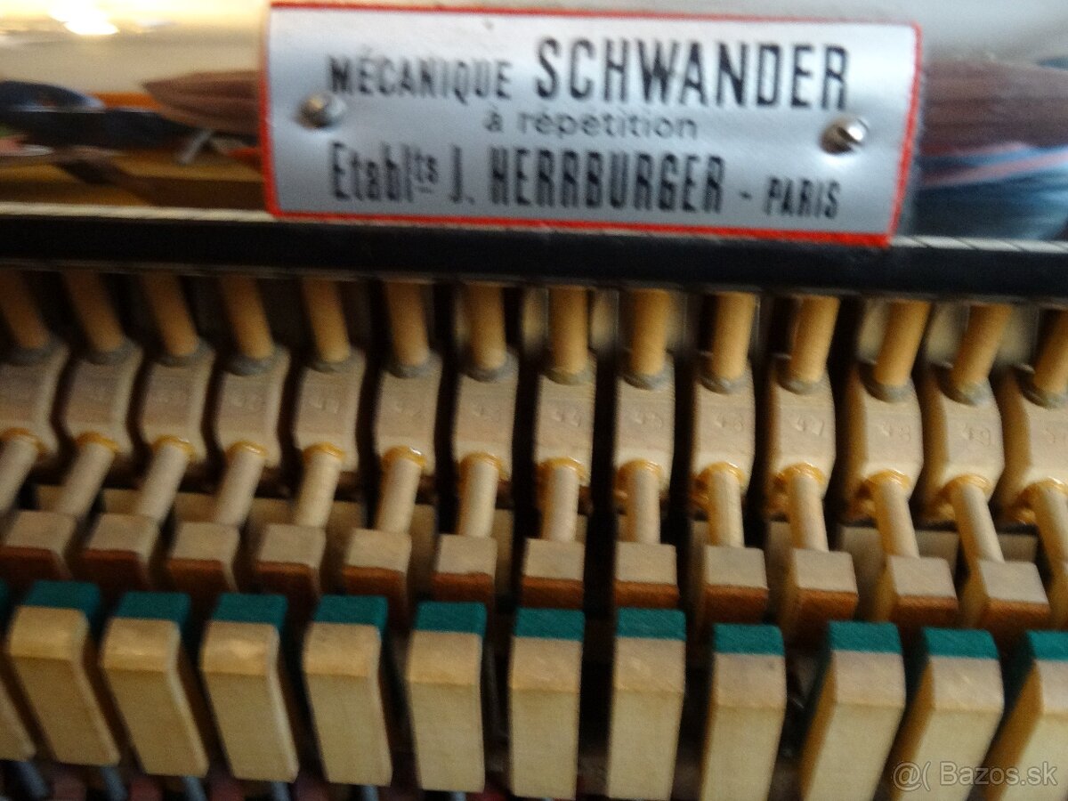 Klavír - pianino - 2