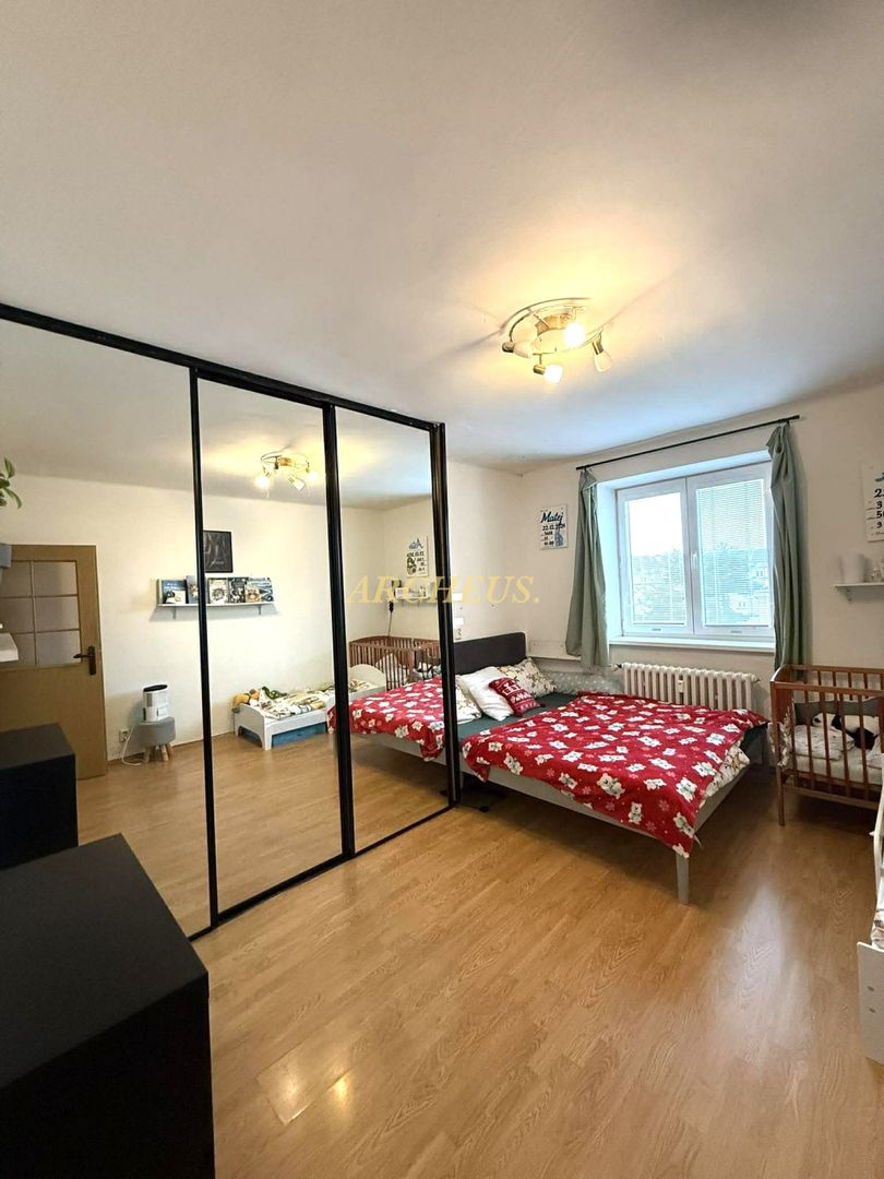 EXKLUZÍVNE 2-IZBOVÝ BYT V TEHLOVOM DOME, NEMOCNIČNÁ, HUMENNÉ - 2