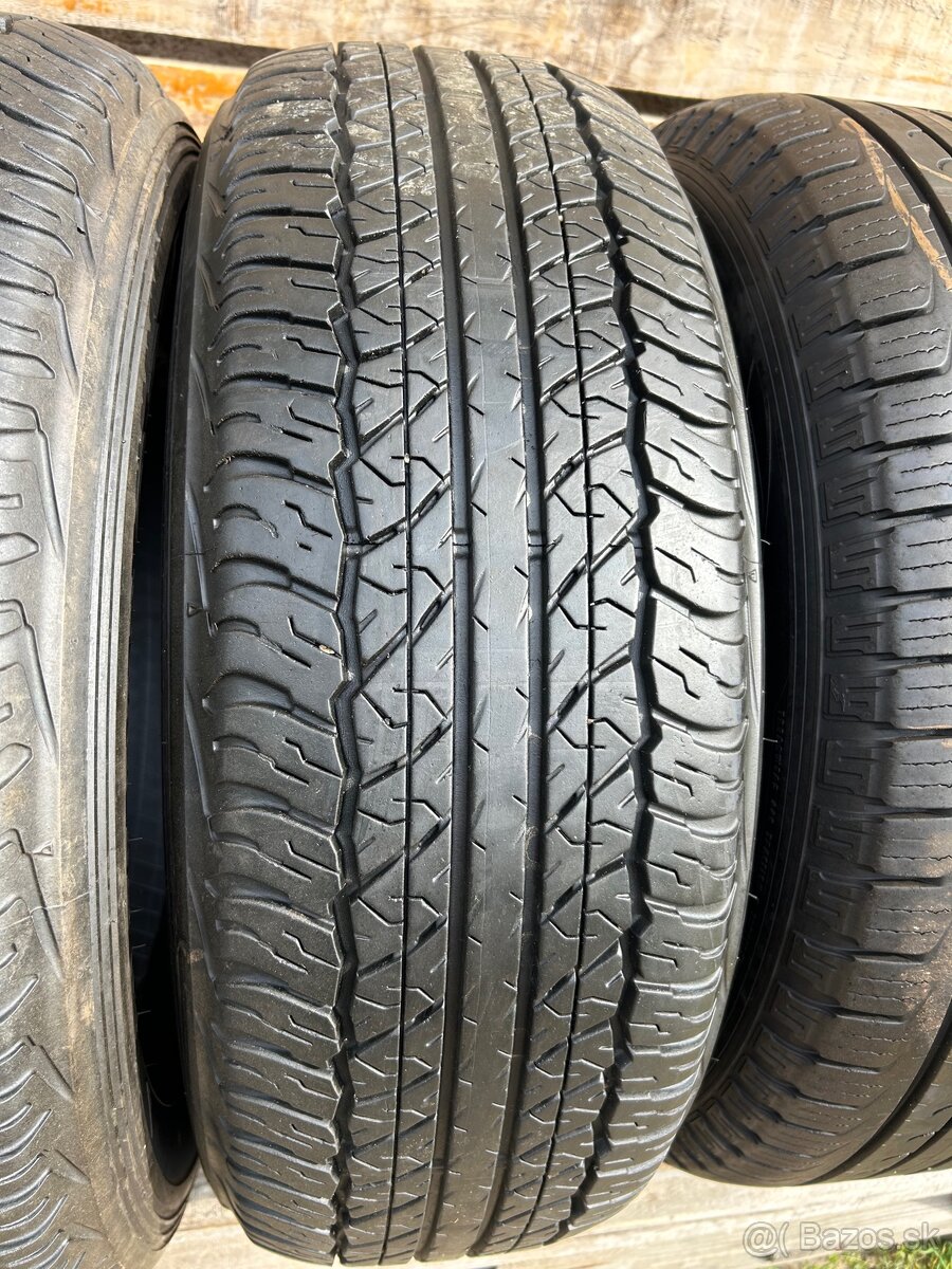 GoodYear/Dunlop 245/65/17”-111H - 2