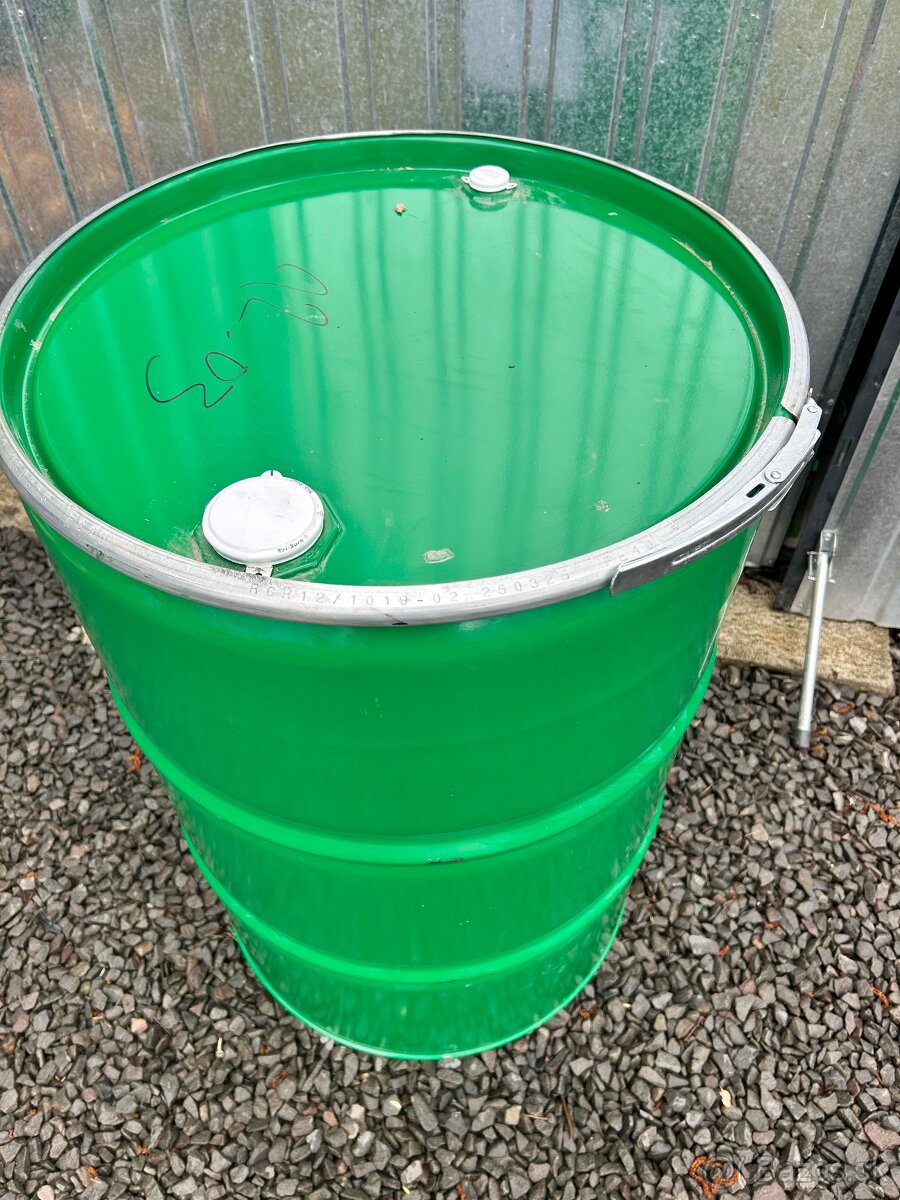 Plechové sudy 200L - 2