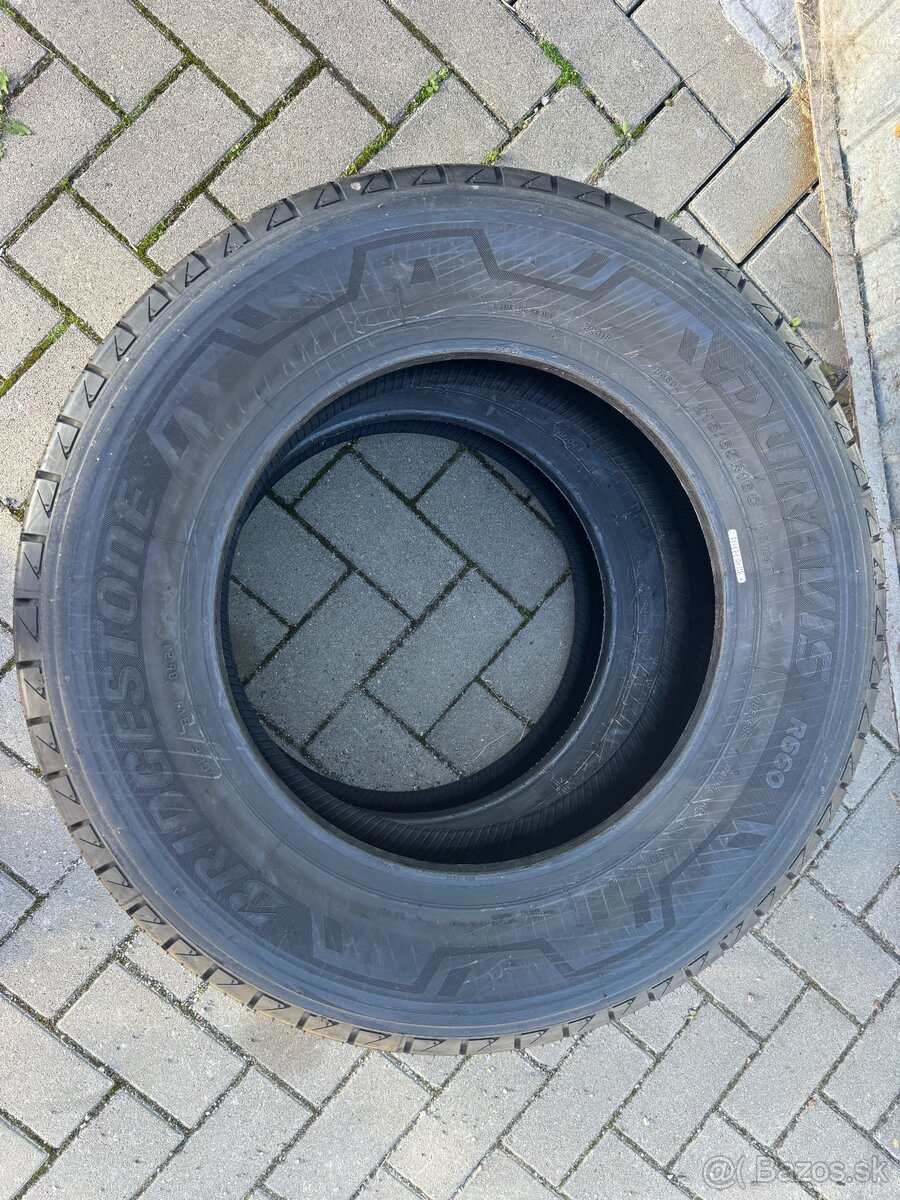 215/65R16C Bridgestone - 2