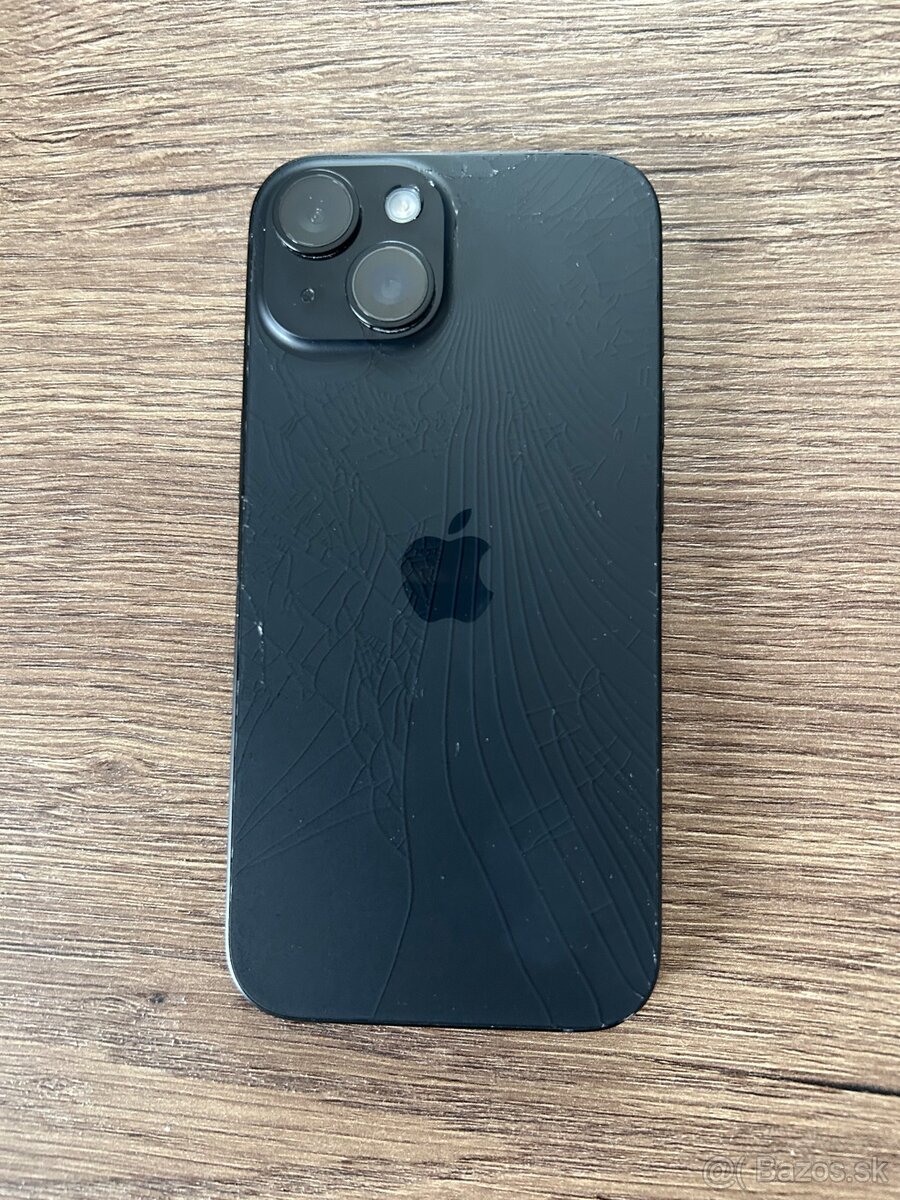 iPhone 15 - 2